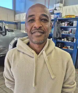 Esam Abakar Detailer